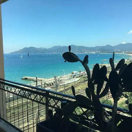 Vue 4 Pers. 50 M Clim Piscine Parking Hh Fernande Cannes